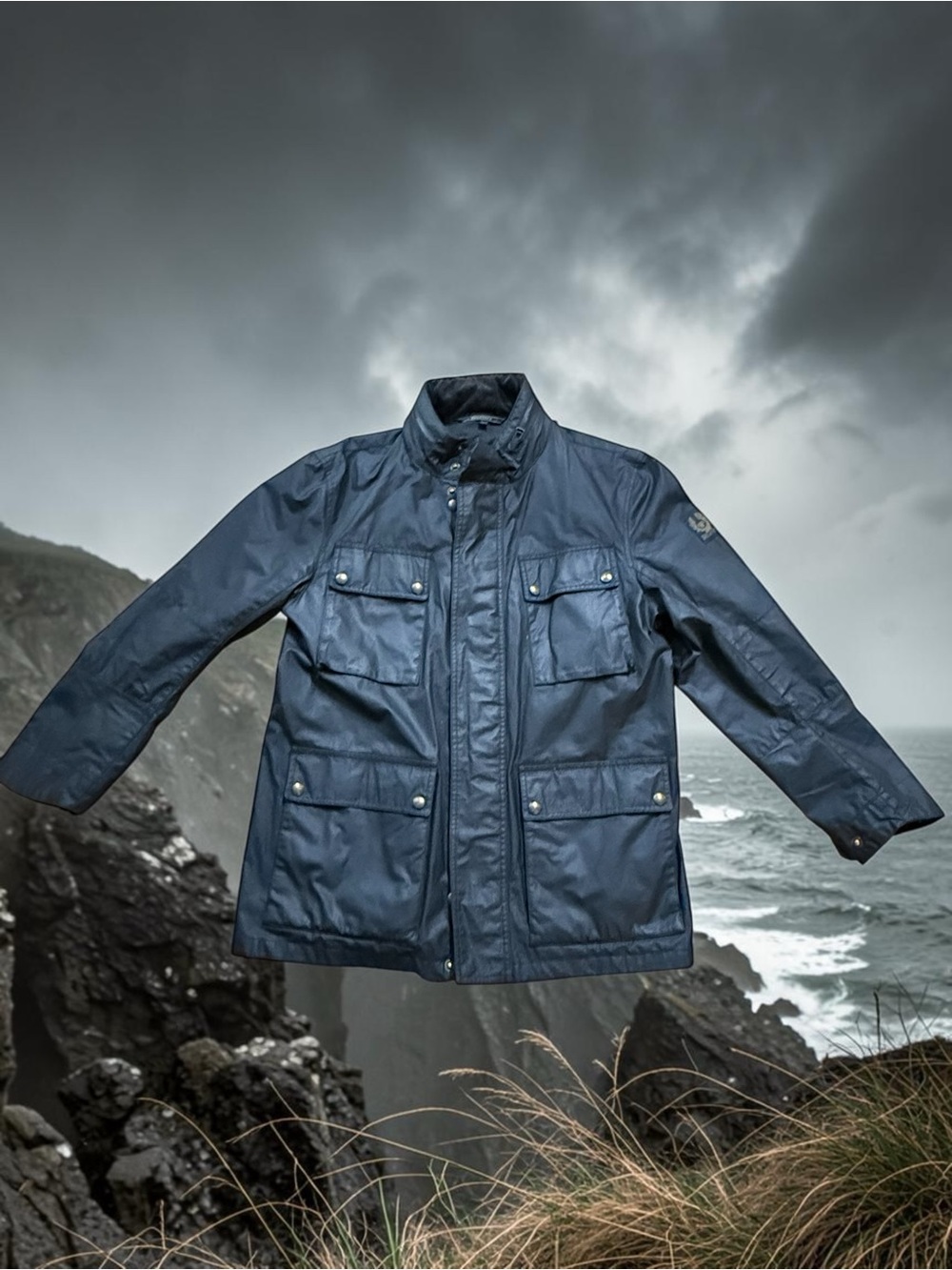 Belstaff Explorer Signature Waxed Cotton Field Jacket Navy Size 50 M-L 4 Pocket